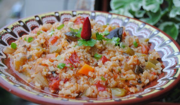 Постна лятна манджа с ориз и зеленчуци