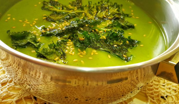 Постна супа от кейл