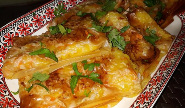 Постни банички със зеленчукова плънка