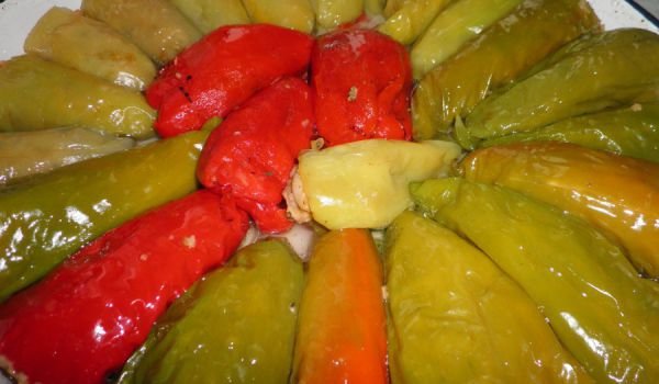 Постни чушки с боб