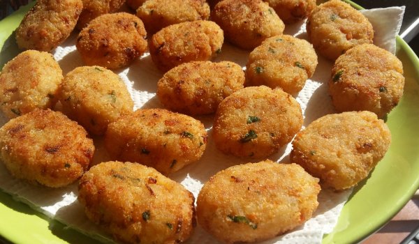 Постни оризови кюфтета с картофи