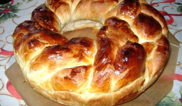 Празничен кумски кравай