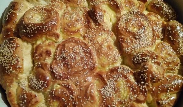 Празнична питка със сирене