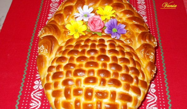 Празнична погача - Кошничка с цветя