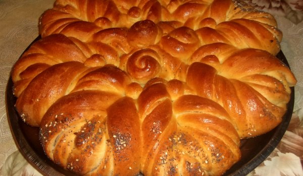 Празнична погача за Йордановден