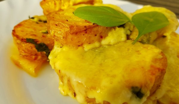 Пресни босилекови картофки на фурна