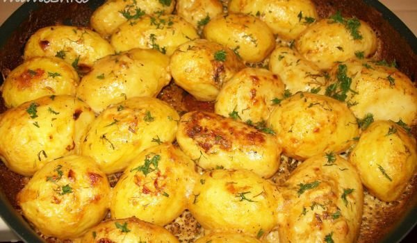 Пресни картофи на фурна с горчица