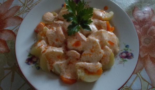 Пресни картофи с млечен сос