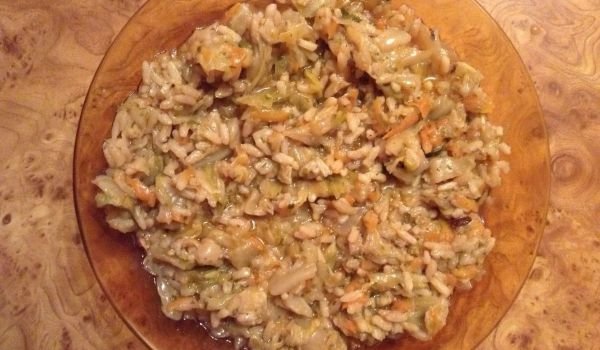 Прясно зеле с ориз на фурна