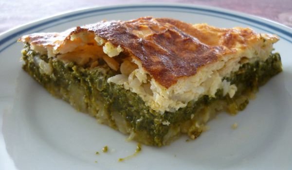 Пролетна запеканка със спанак и картофи