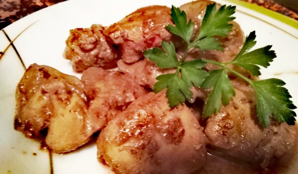 Пуешки черен дроб на тиган