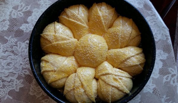 Пухкава питка със семена