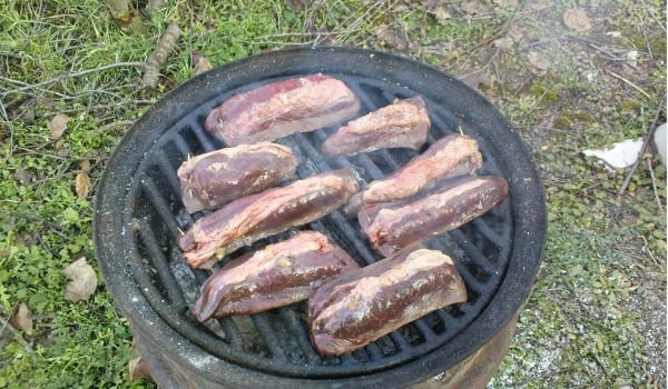 Пълнен свински далак на скара