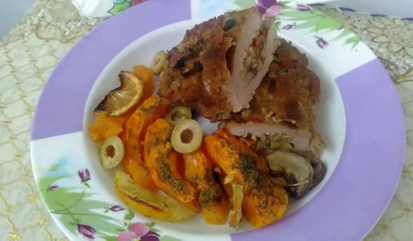 Пълнен свински шол, гарниран с тиква