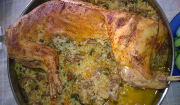 Пълнен заек с кайма и ориз