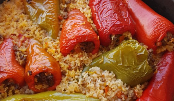 Пълнени чушки с агнешка кайма