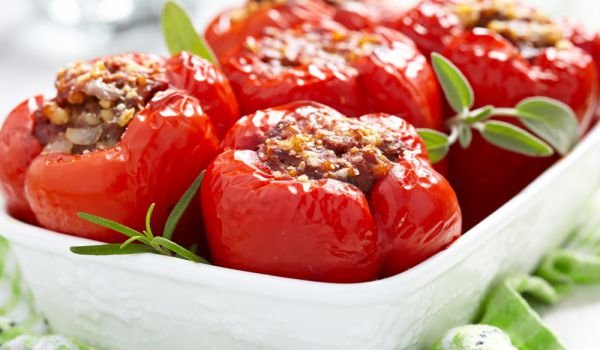 Пълнени чушки с кайма и чесън