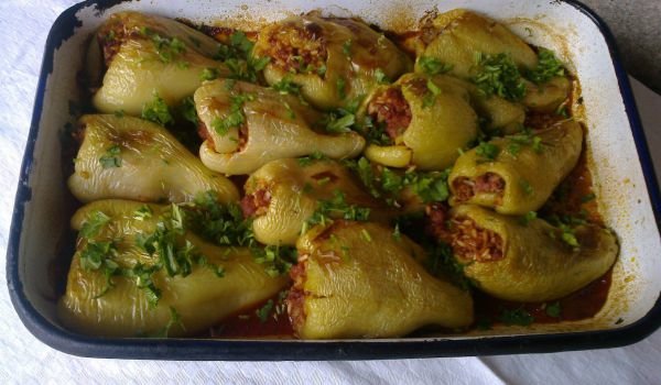 Пълнени чушки с кайма и гъби