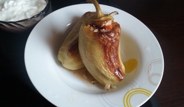 Пълнени чушки с кайма и моркови