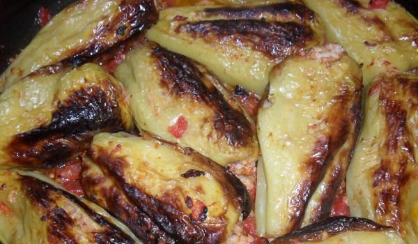 Пълнени чушки с кайма и ориз на баба