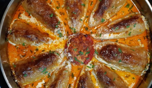 Пълнени чушки с ориз и блугур