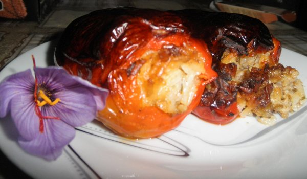 Пълнени чушки с ориз Жасмин и шафран