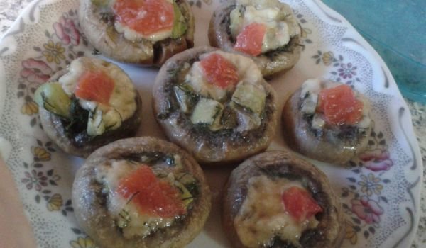 Пълнени гъби с тиквички