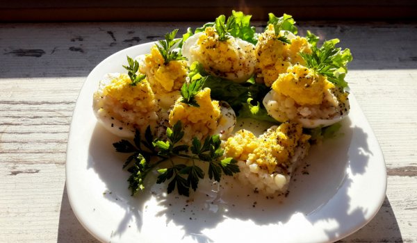 Пълнени яйца с кускус