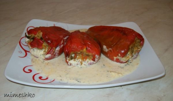 Пълнени пиперки със заливка