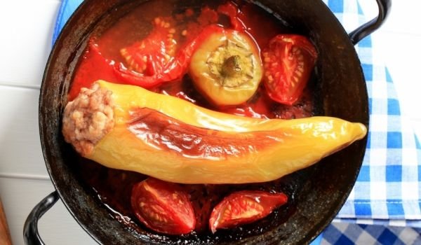 Пълнени пържени пиперки с пилешко