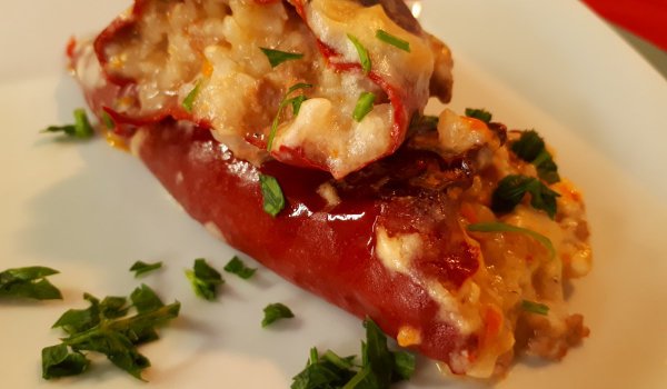 Пълнени сухи чушки с кайма и ориз