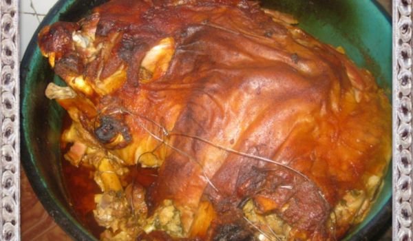 Пълнено агне с дреболии, гъби и ориз
