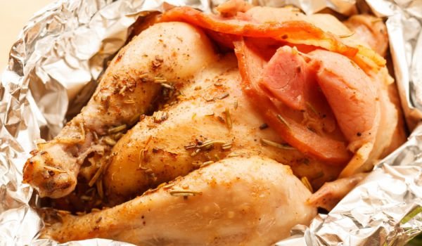 Пълнено пиле по италиански с картофи и шунка