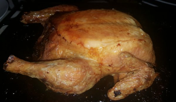 Пълнено пиле със зеленчуци