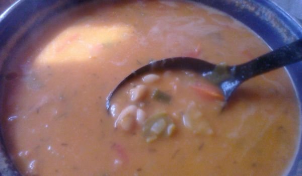 Пържен боб с два вида лук