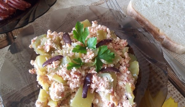 Пържени чушки с яйца и извара