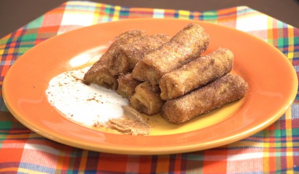 Пържени филийки с кисело мляко и мед