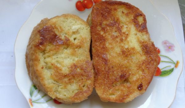 Пържени филийки с прясно мляко