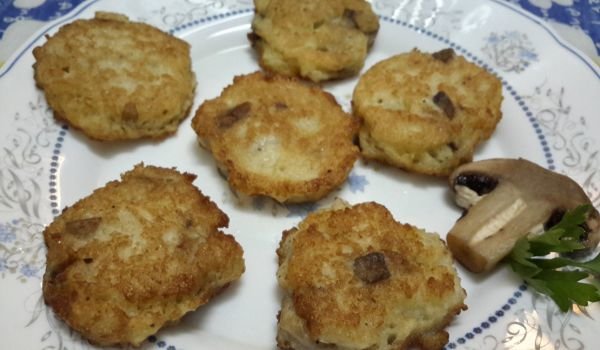 Пържени хлебни хапки с гъби