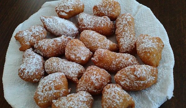 Пържени испански бухтички