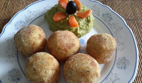 Пържени картофени топчета
