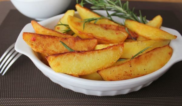 Пържени картофи с куркума