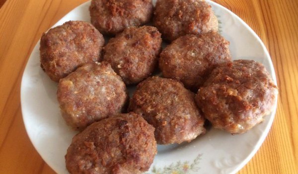 Пържени кюфтета с три вида месо