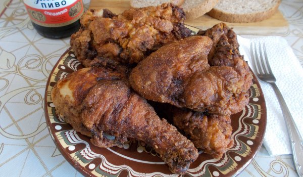 Пържено пиле с хрупкава коричка