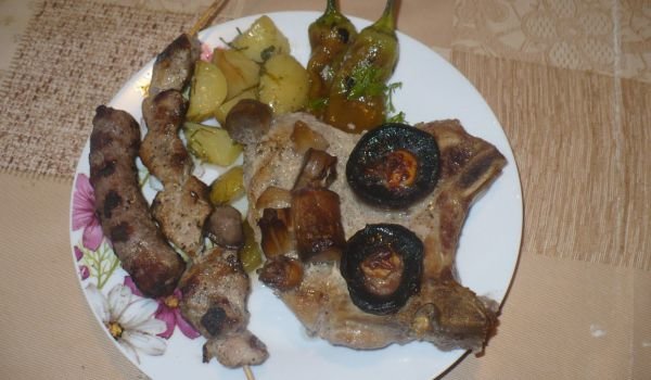 Пържоли с печурки и бяло вино