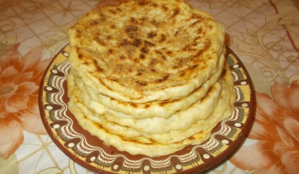 Пърленки с масло и шарена сол