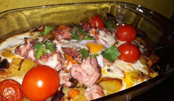 Пъстра запеканка с желиран джолан