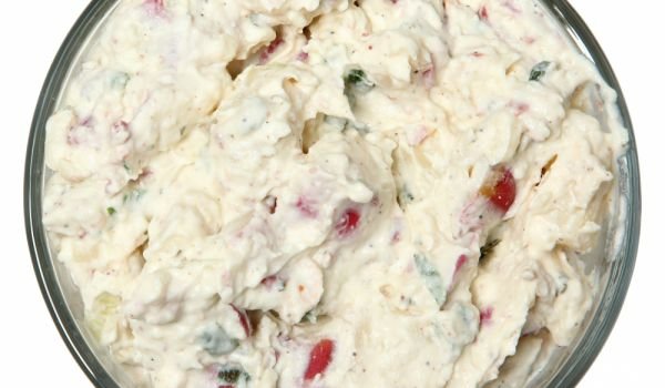 Ракиена салата с картофи и домати