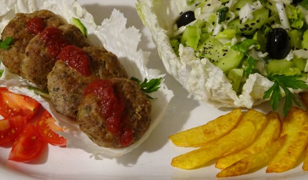 Разкошни агнешки кюфтета със сос Матбуха