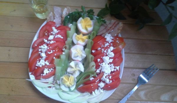 Редена салата с яйца